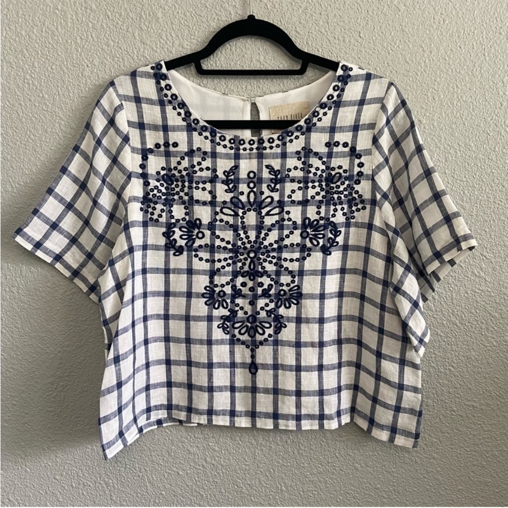 Moon River Anthropologie boxy embroidered linen top size Medium